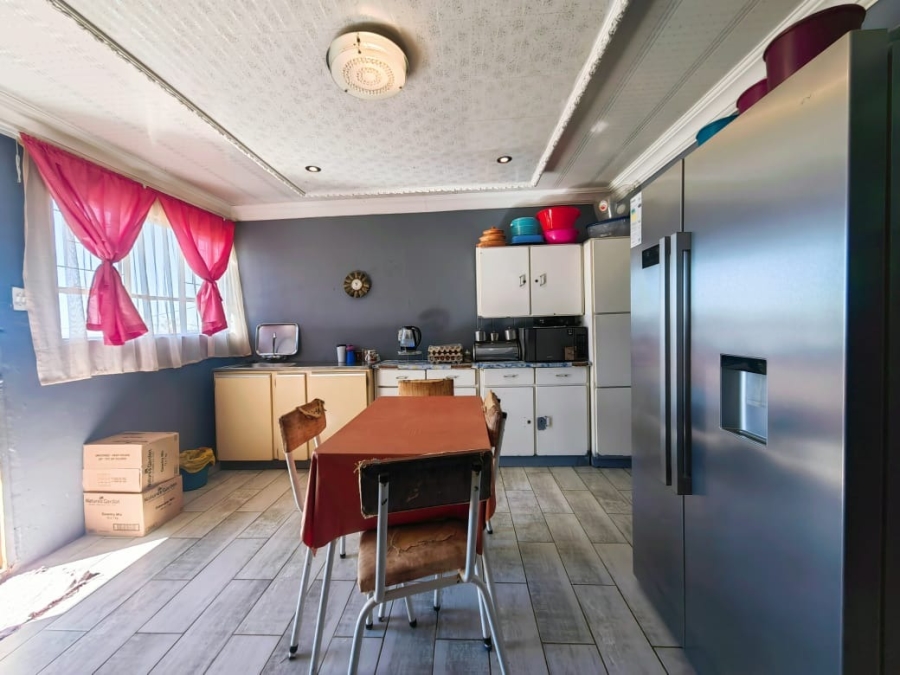 3 Bedroom Property for Sale in Ikageng North West